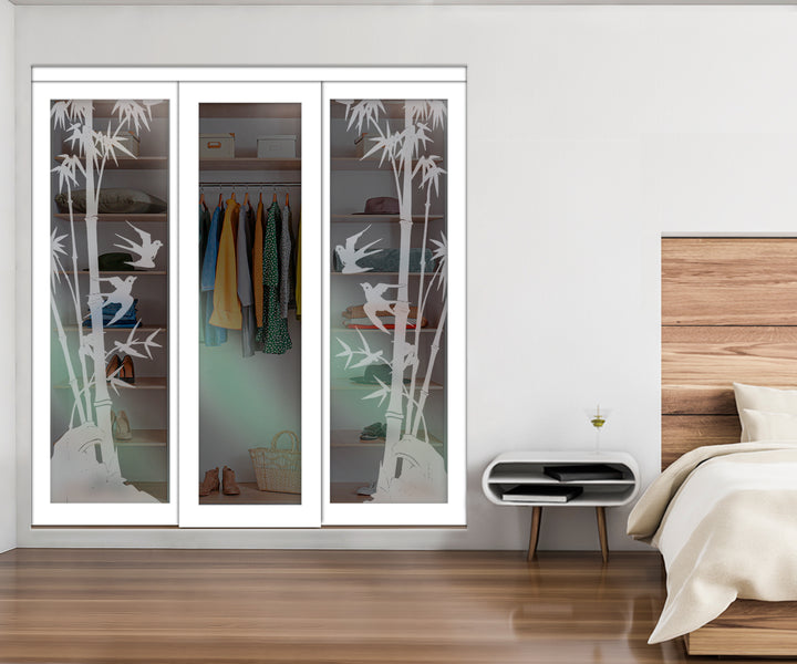 White Bypass Closet Door with Sandblasted Design Tempered Glass Panel Plg3 - 3883
