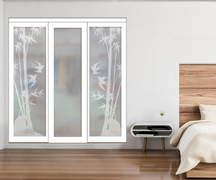 White Bypass Closet Door with Sandblasted Design Tempered Glass Panel Plg3 - 3883